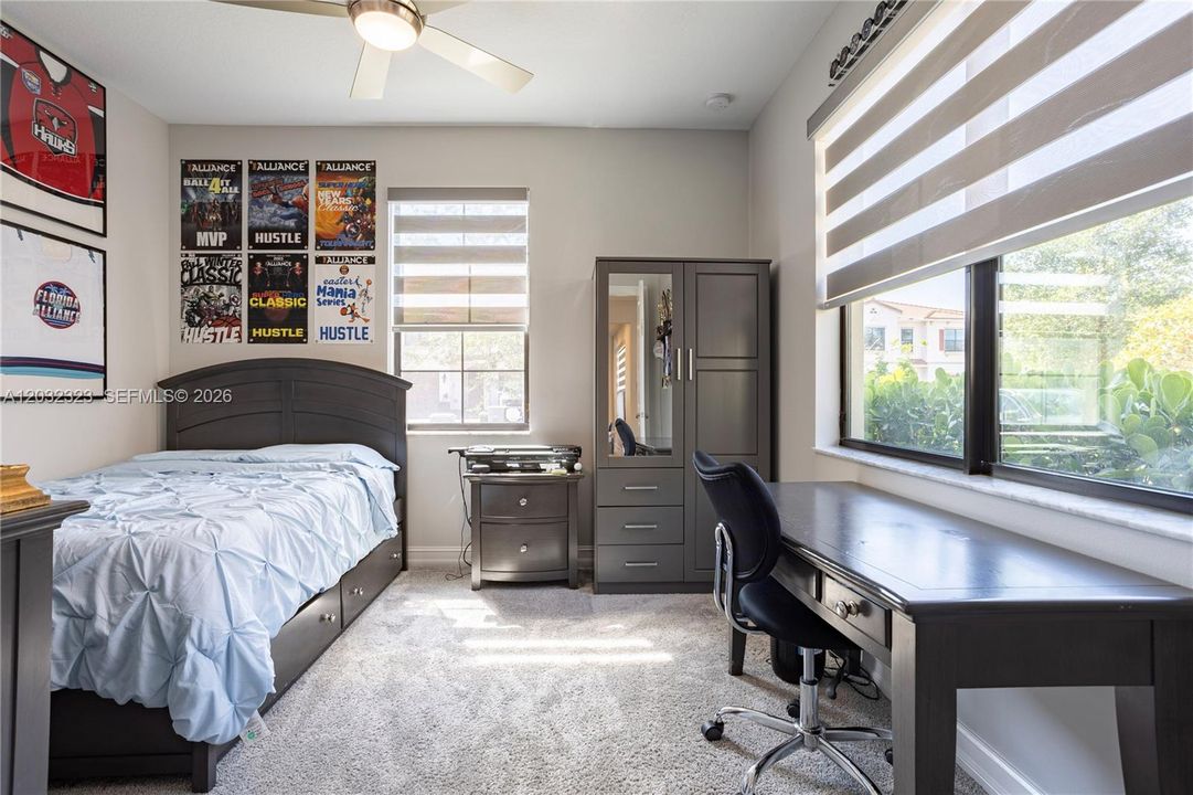 Downstairs bedroom/ office