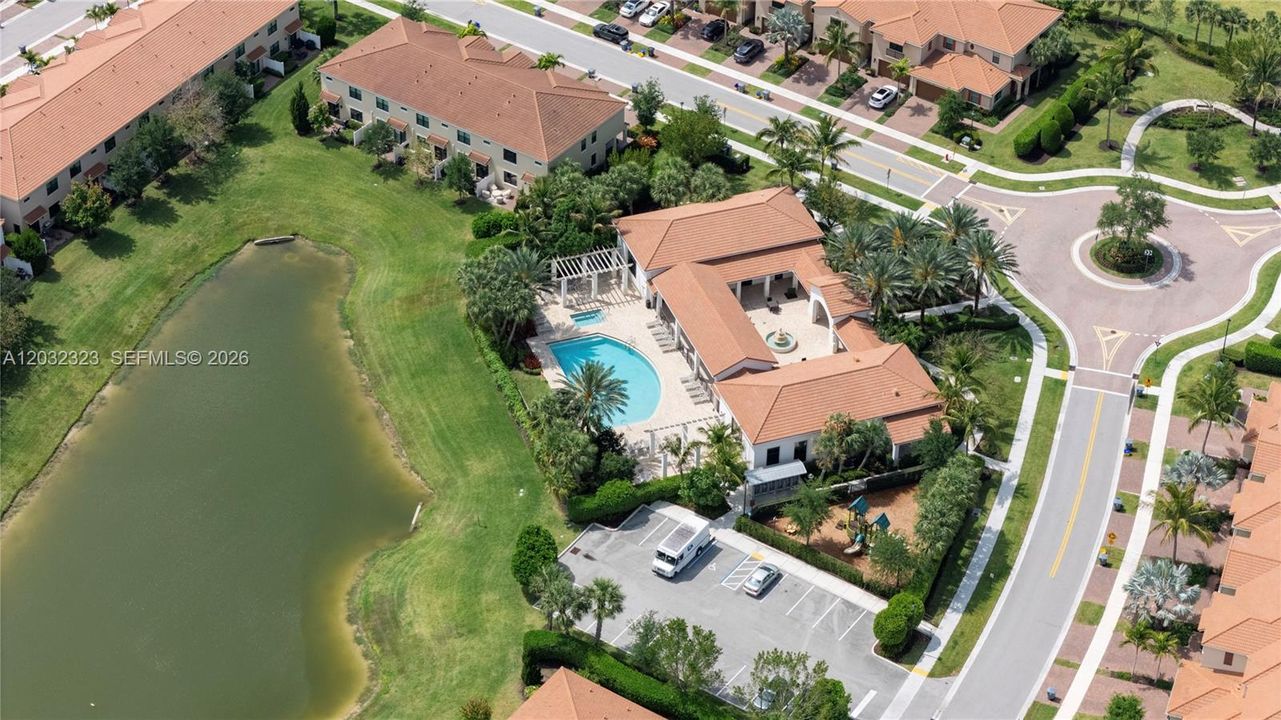 For Rent: $5,200 (4 beds, 3 baths, 2486 Square Feet)