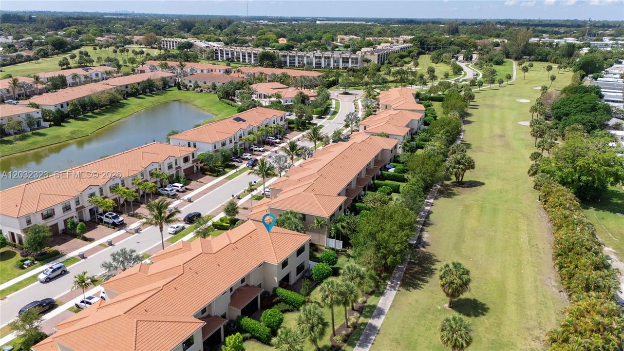 For Rent: $5,200 (4 beds, 3 baths, 2486 Square Feet)