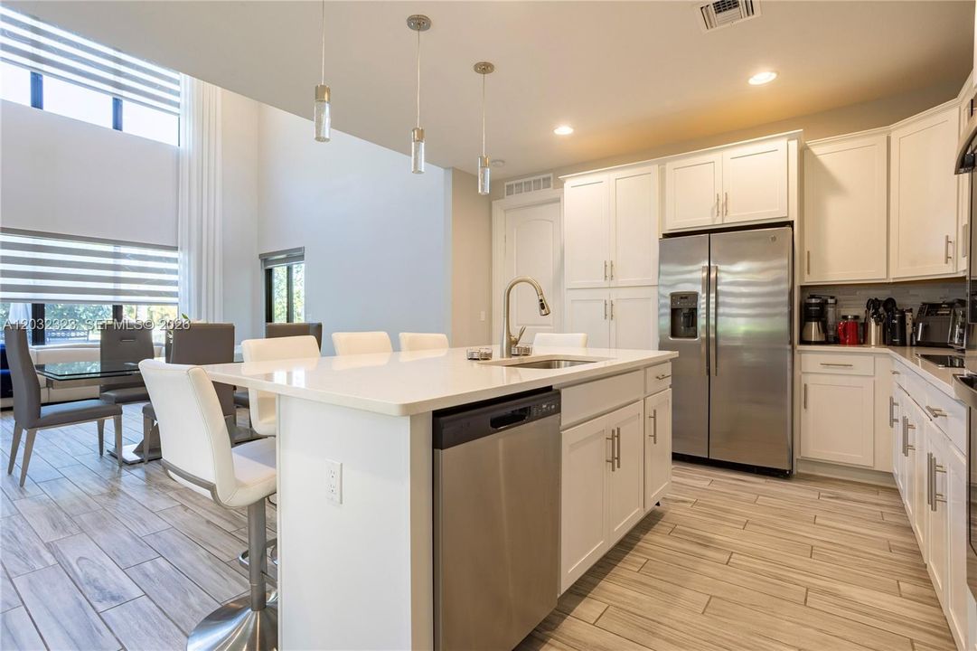 Living/ Family Room/ Kitchen