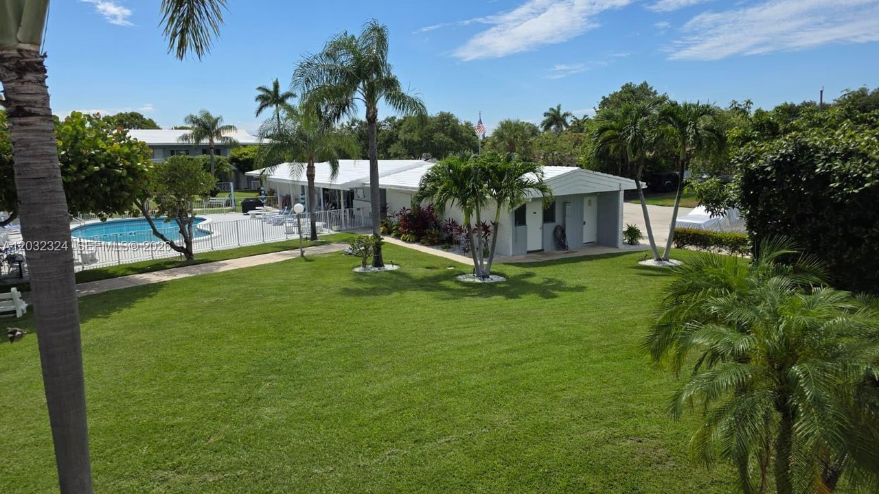 For Rent: $1,550 (1 beds, 1 baths, 700 Square Feet)