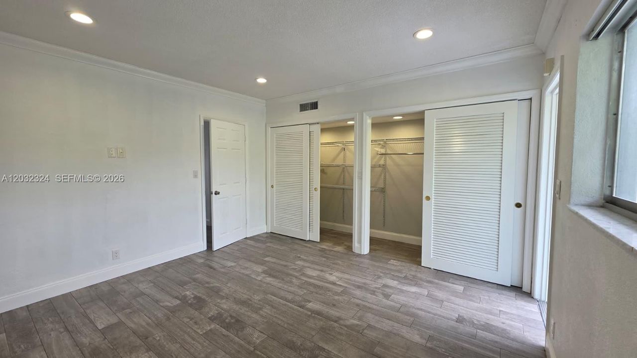 For Rent: $1,550 (1 beds, 1 baths, 700 Square Feet)