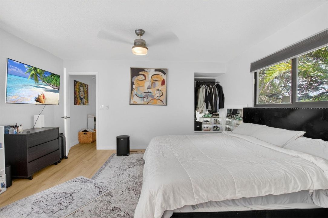 Upstairs Primary Bedroom
