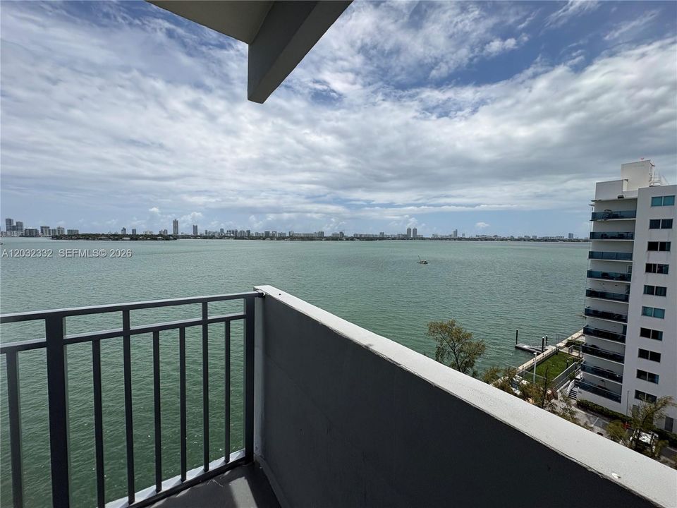 For Rent: $3,600 (3 beds, 2 baths, 1302 Square Feet)