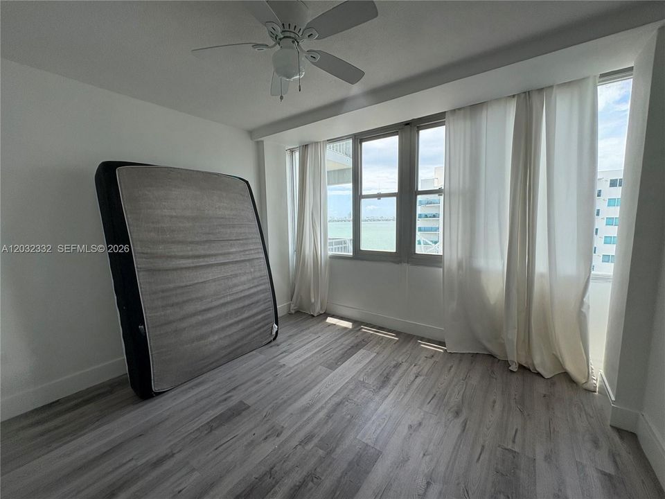For Rent: $3,600 (3 beds, 2 baths, 1302 Square Feet)