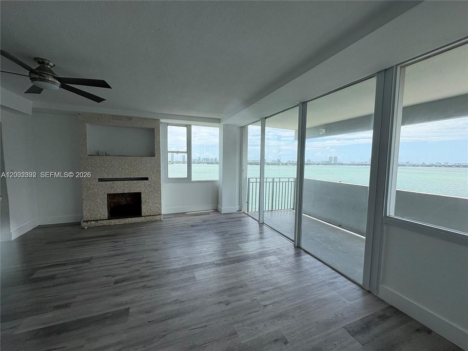 For Rent: $3,600 (3 beds, 2 baths, 1302 Square Feet)
