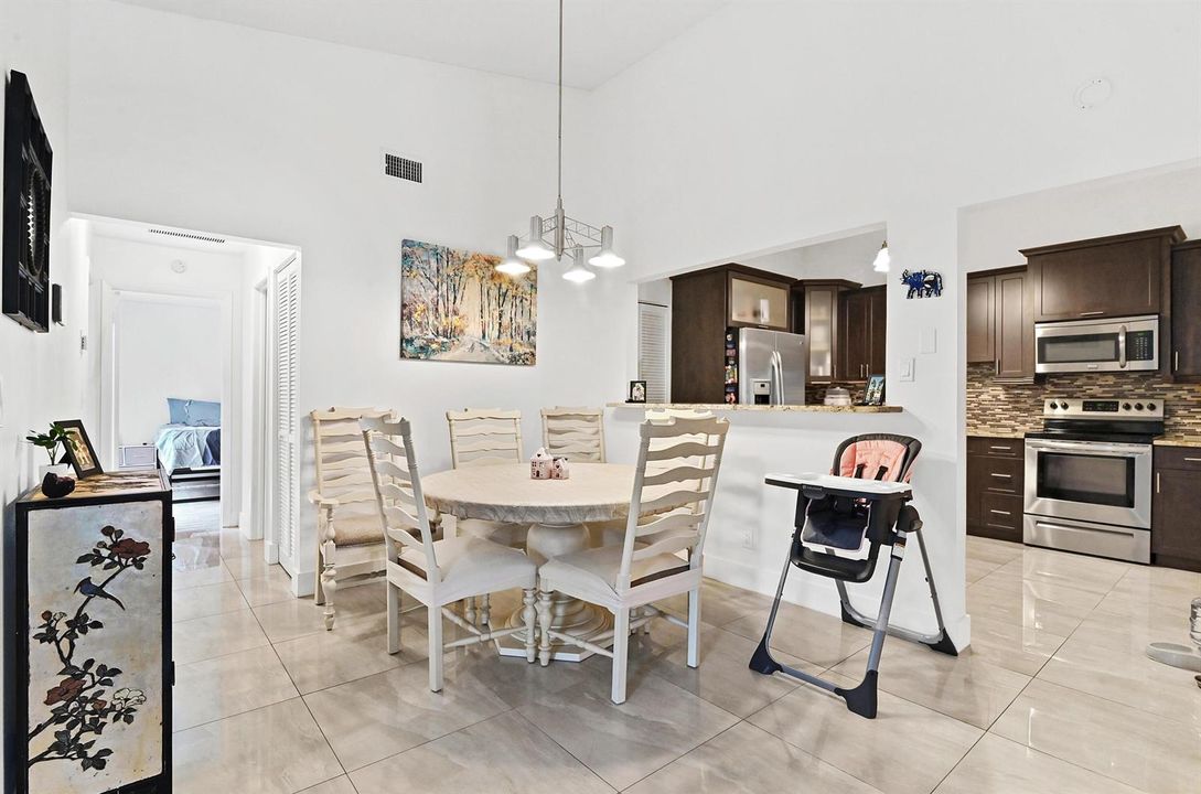 18 Dining area 03