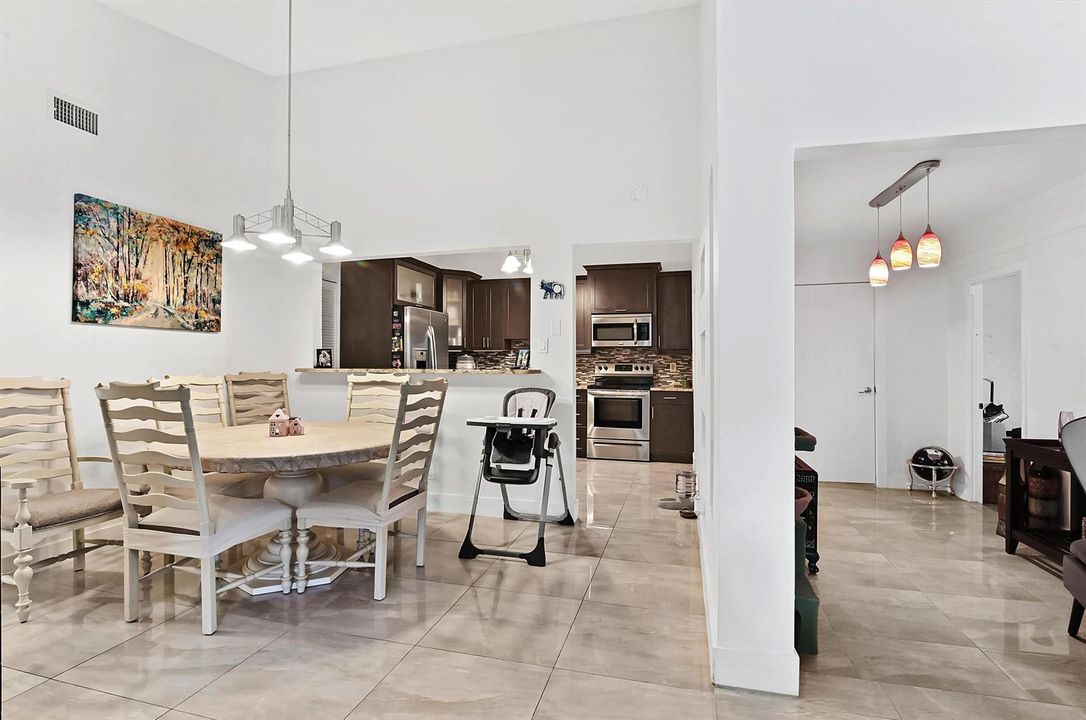 10 Dining area 01