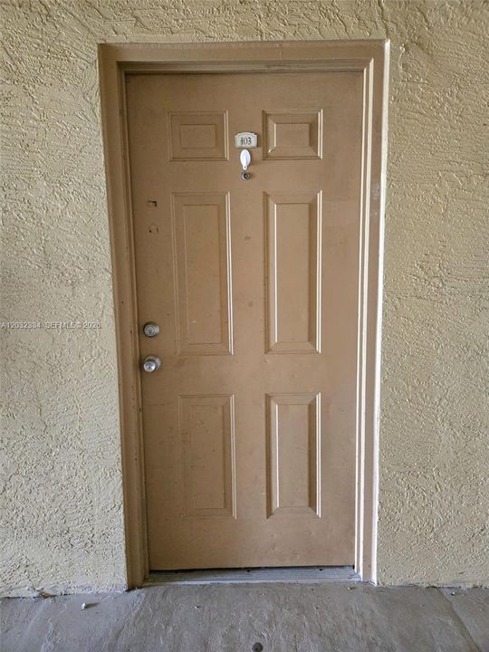 В аренду: $2,000 (2 спален, 2 ванн, 1060 Квадратных фут)