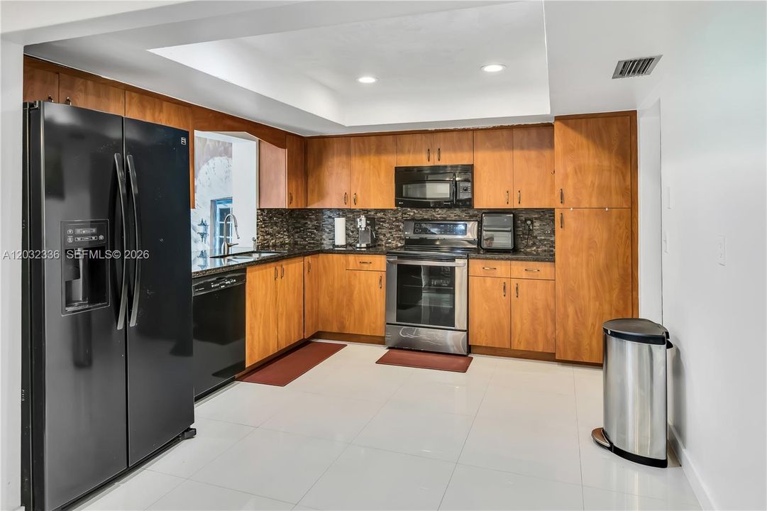 For Sale: $680,000 (4 beds, 3 baths, 2192 Square Feet)
