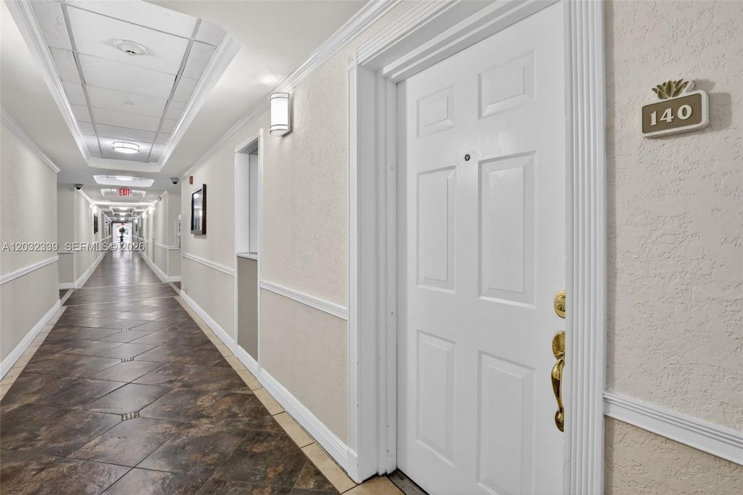 For Sale: $349,000 (2 beds, 2 baths, 1280 Square Feet)