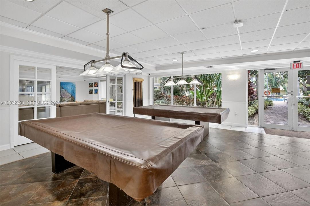 For Sale: $349,000 (2 beds, 2 baths, 1280 Square Feet)