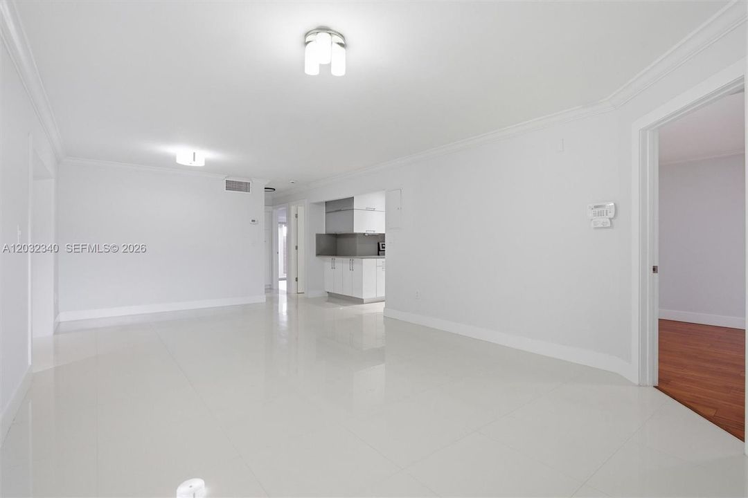 For Sale: $550,000 (3 beds, 2 baths, 1205 Square Feet)