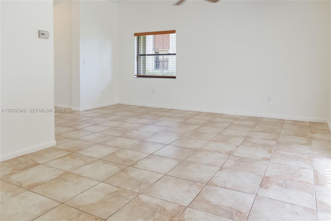 For Rent: $3,000 (3 beds, 2 baths, 1480 Square Feet)