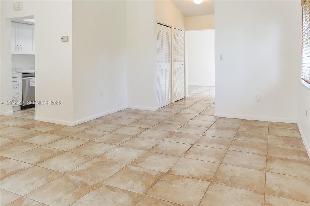 For Rent: $3,000 (3 beds, 2 baths, 1480 Square Feet)