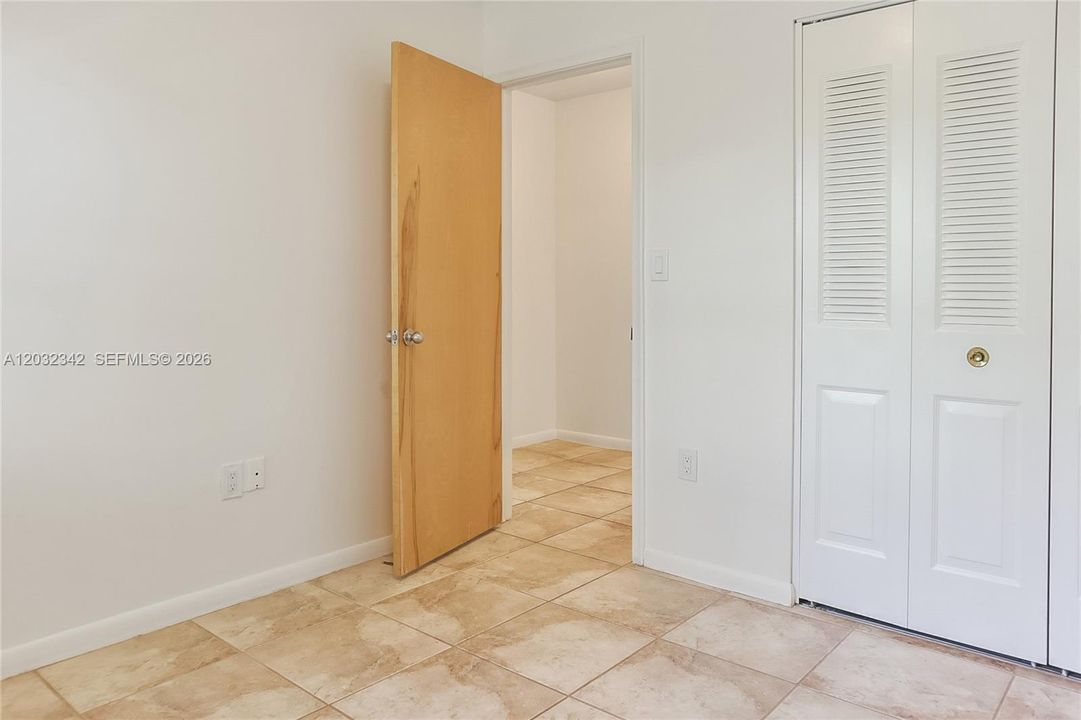For Rent: $3,000 (3 beds, 2 baths, 1480 Square Feet)