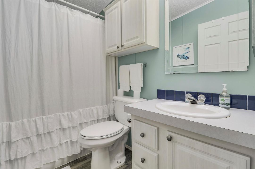 Guest House Bathroom