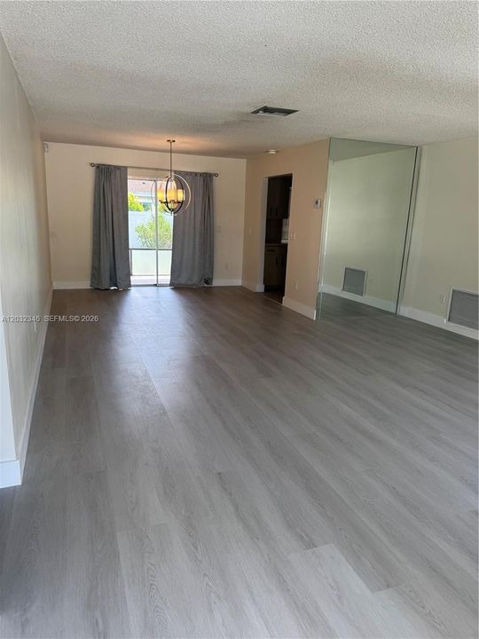 For Rent: $3,500 (0 beds, 2 baths, 1477 Square Feet)