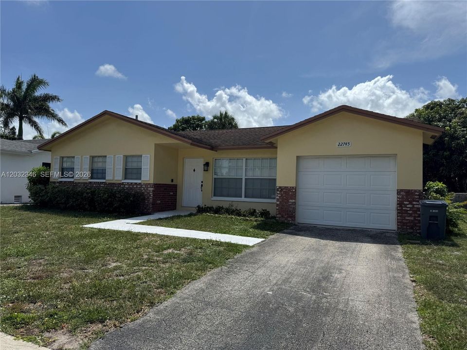 For Rent: $3,500 (0 beds, 2 baths, 1477 Square Feet)