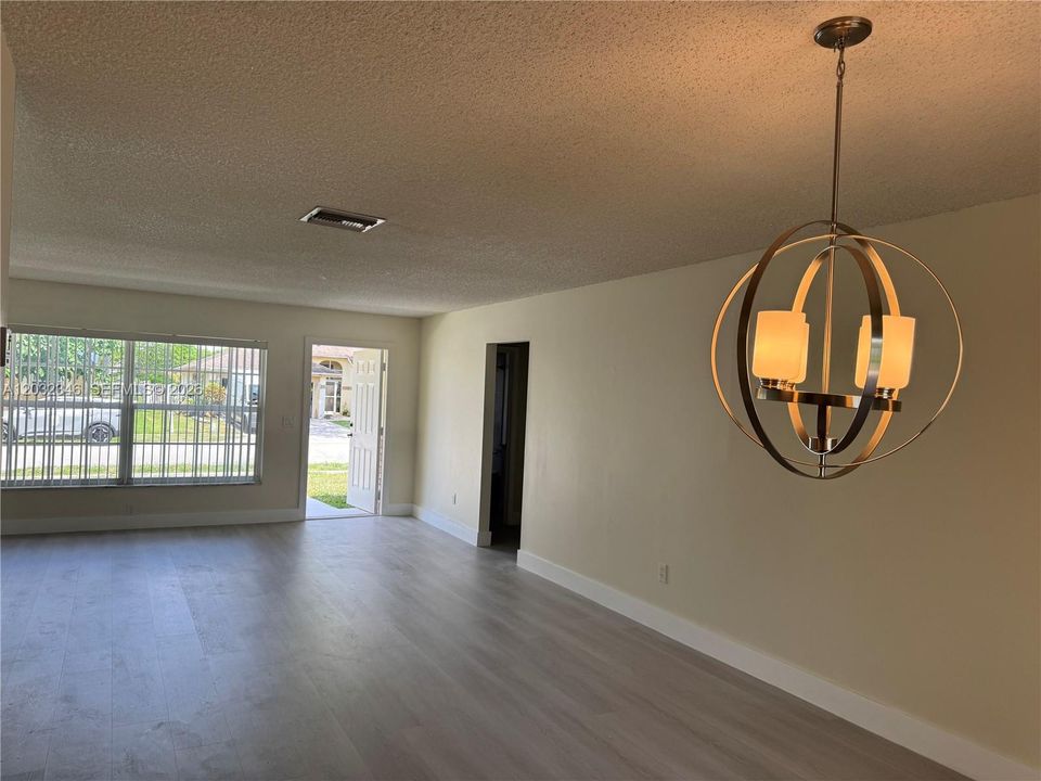 For Rent: $3,500 (0 beds, 2 baths, 1477 Square Feet)