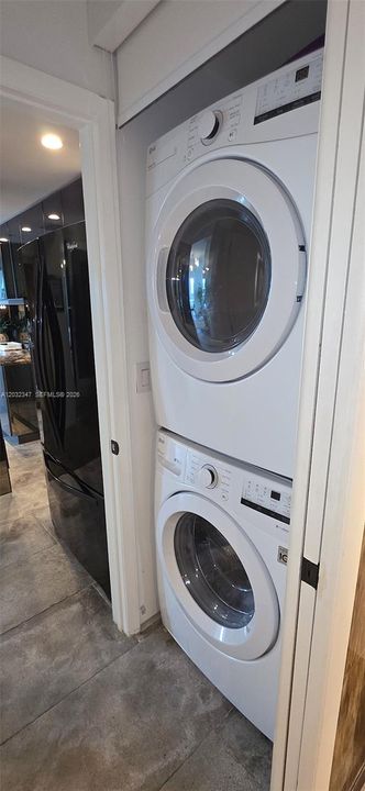 For Rent: $7,200 (2 beds, 1 baths, 1090 Square Feet)