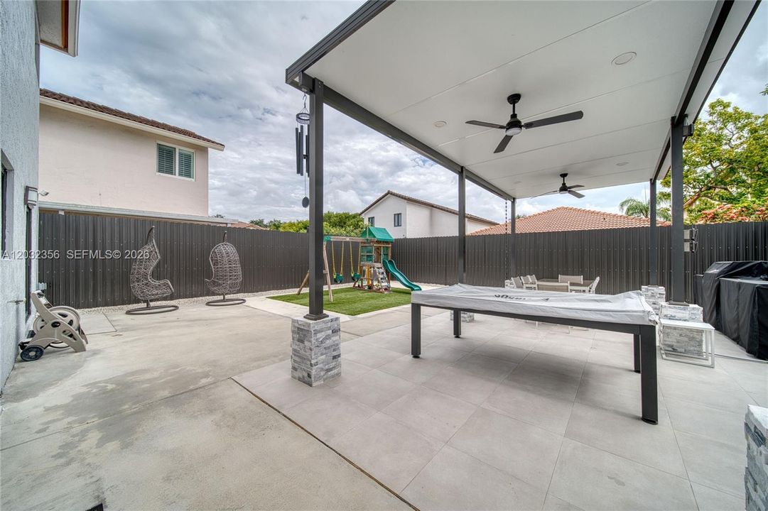 For Sale: $665,000 (3 beds, 2 baths, 1772 Square Feet)