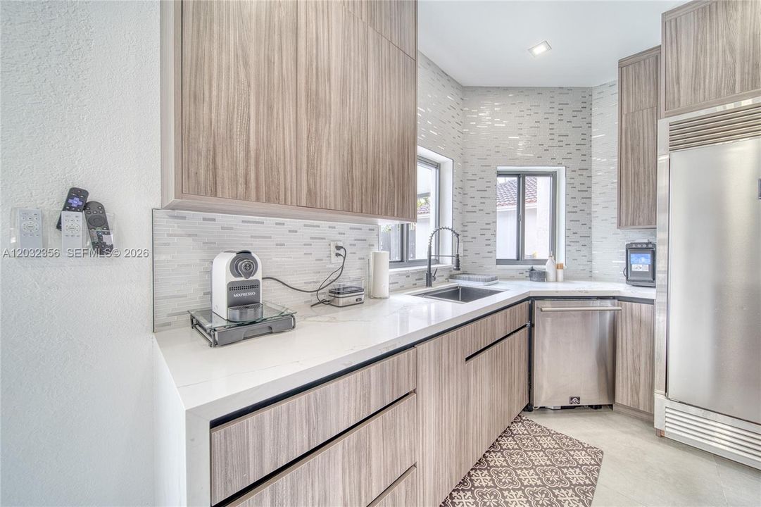 For Sale: $665,000 (3 beds, 2 baths, 1772 Square Feet)