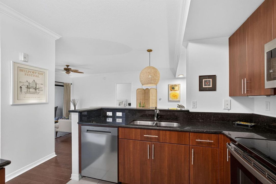 13-web-or-mls-5D1A8409