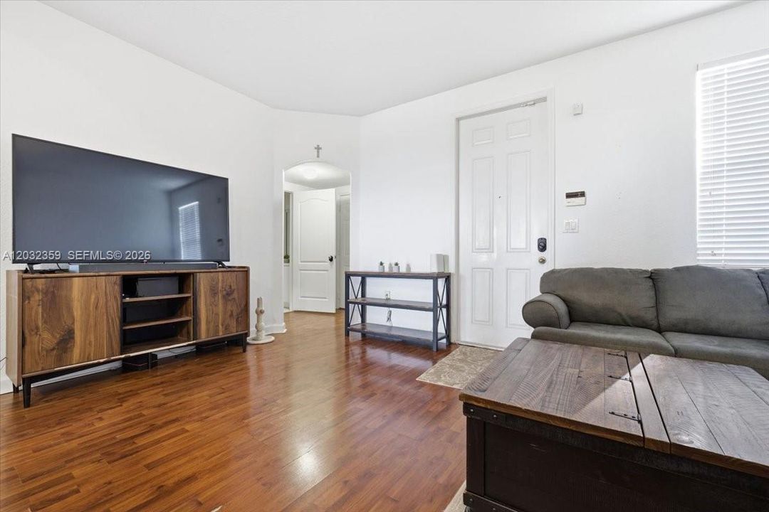 For Sale: $554,990 (3 beds, 2 baths, 1784 Square Feet)