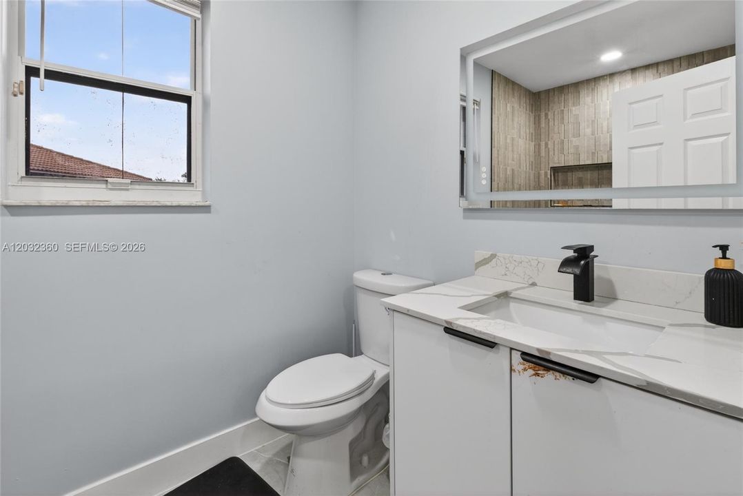 En Renta: $8,990 (5 camas, 4 baños, 3408 Pies cuadrados)