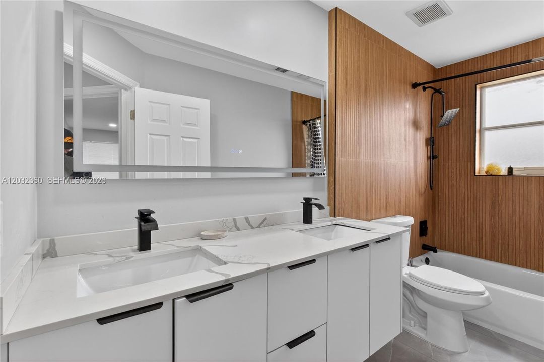 En Renta: $8,990 (5 camas, 4 baños, 3408 Pies cuadrados)