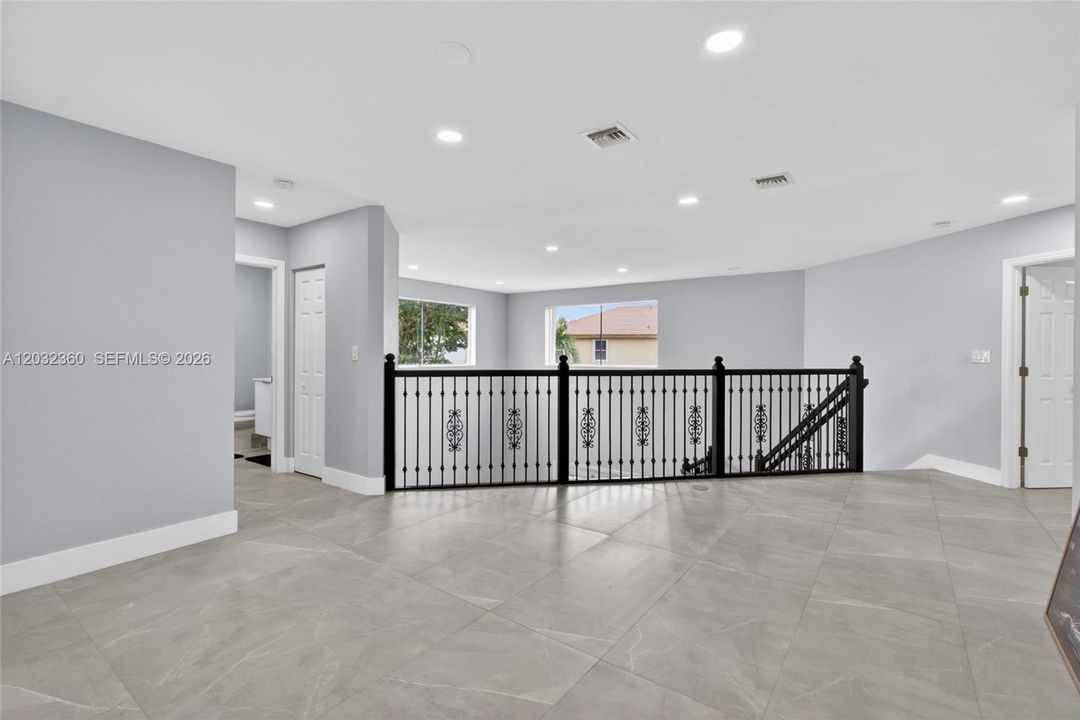 En Renta: $8,990 (5 camas, 4 baños, 3408 Pies cuadrados)