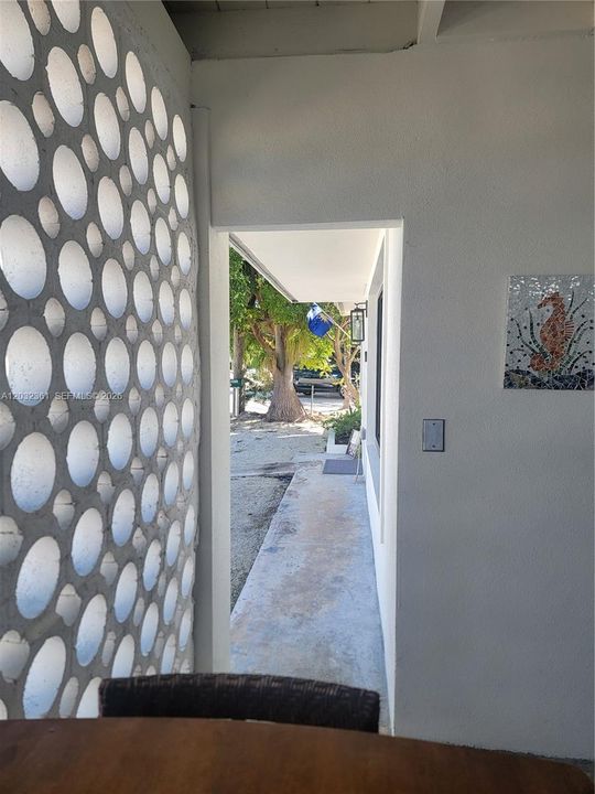 For Rent: $3,599 (2 beds, 1 baths, 1096 Square Feet)