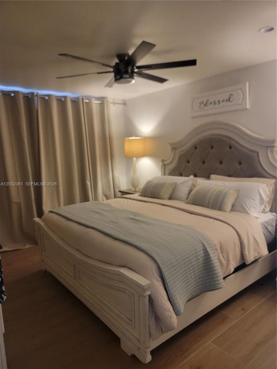 For Rent: $3,599 (2 beds, 1 baths, 1096 Square Feet)