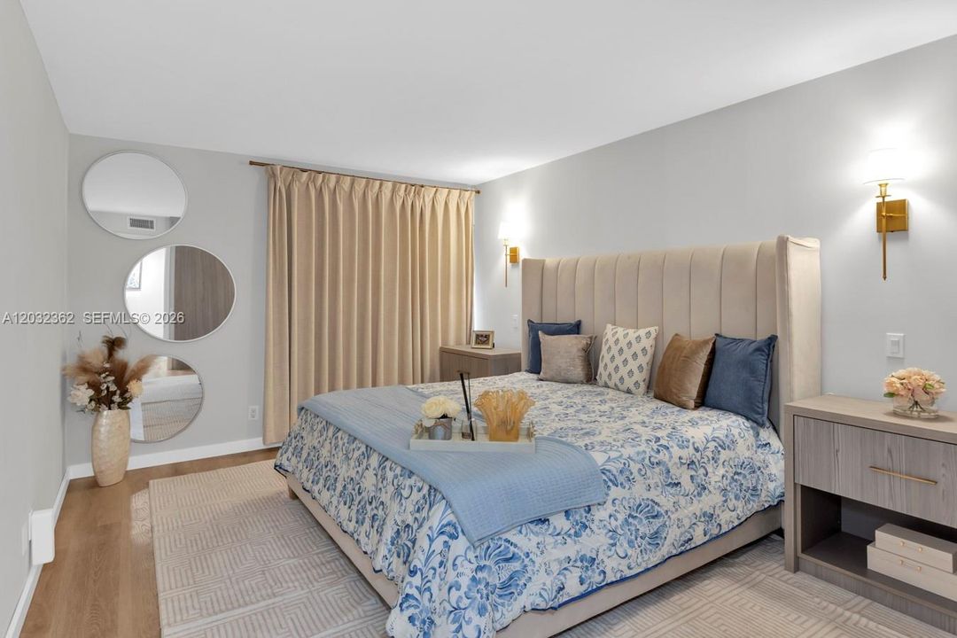 For Sale: $294,900 (2 beds, 2 baths, 1150 Square Feet)