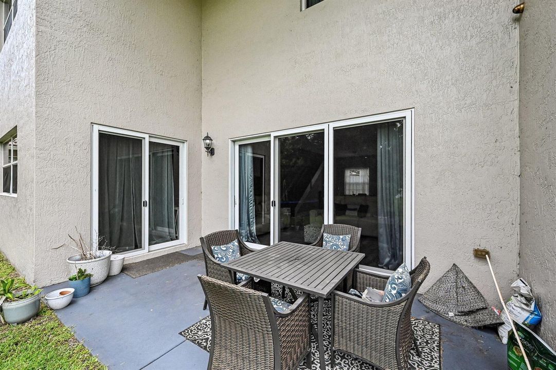 49-web-or-mls-Palisades Dr-S3105-047