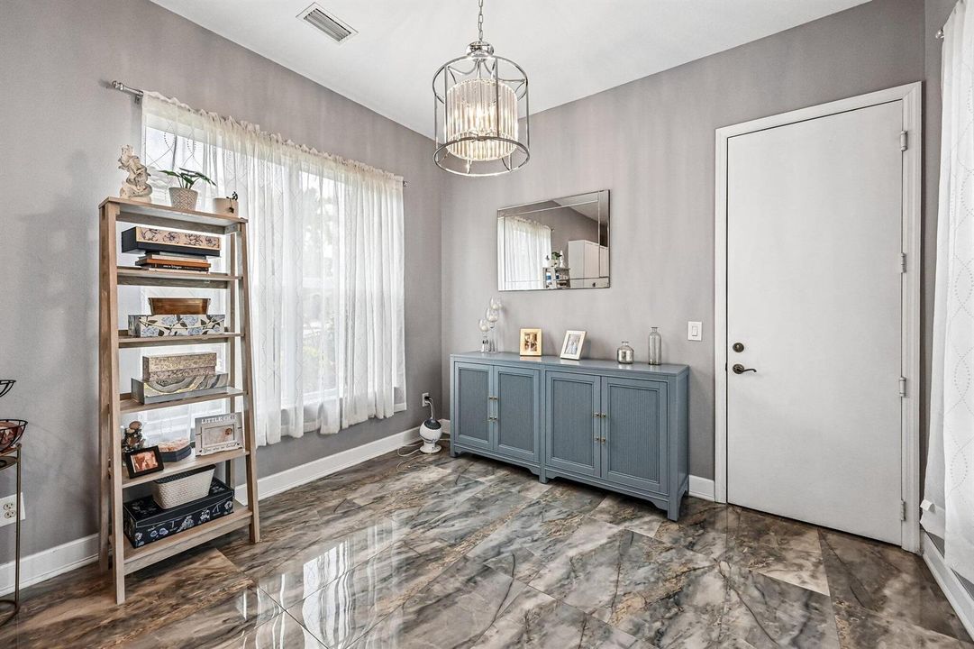 21-web-or-mls-Palisades Dr-S3105-019