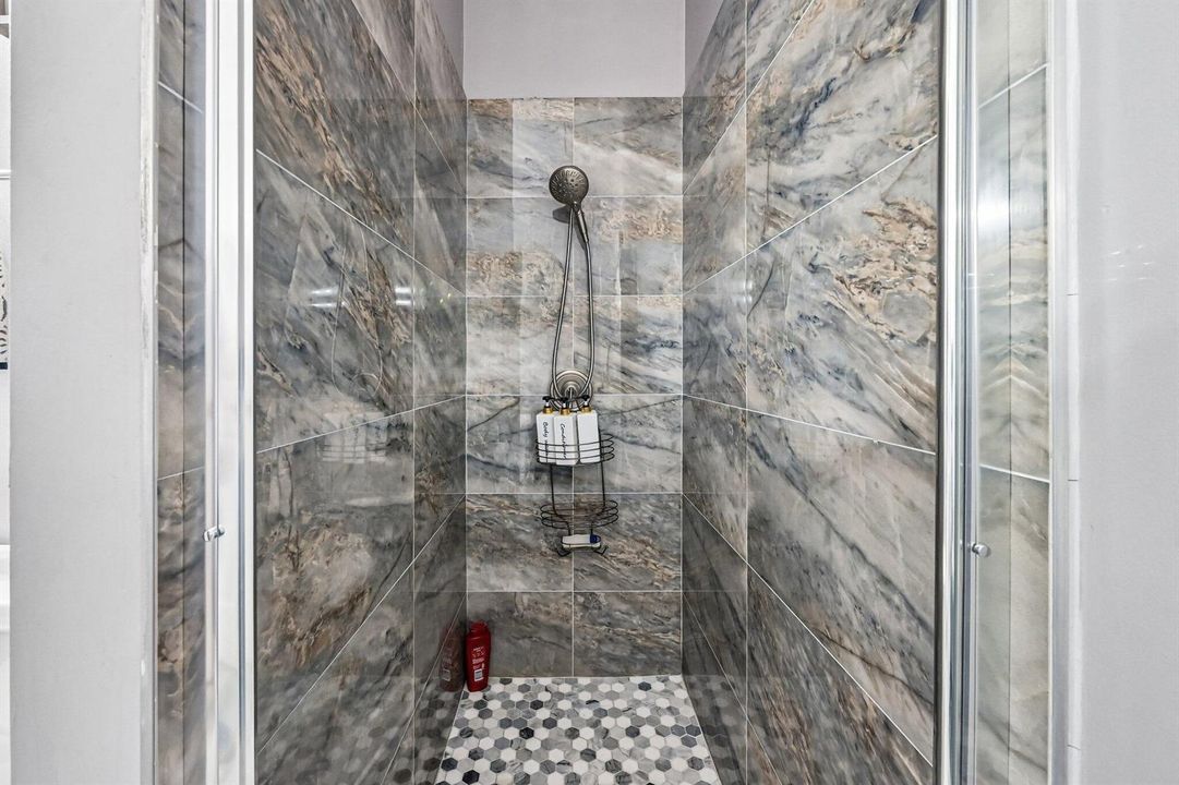 28-web-or-mls-Palisades Dr-S3105-026