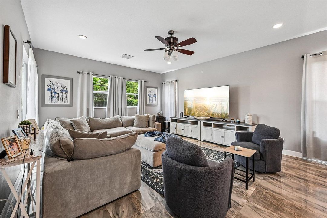 22-web-or-mls-Palisades Dr-S3105-020