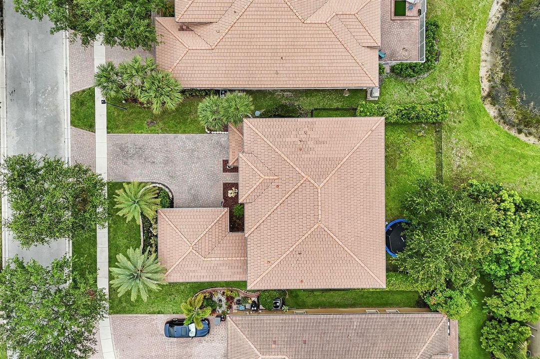 57-web-or-mls-Palisades Dr-S3105-055