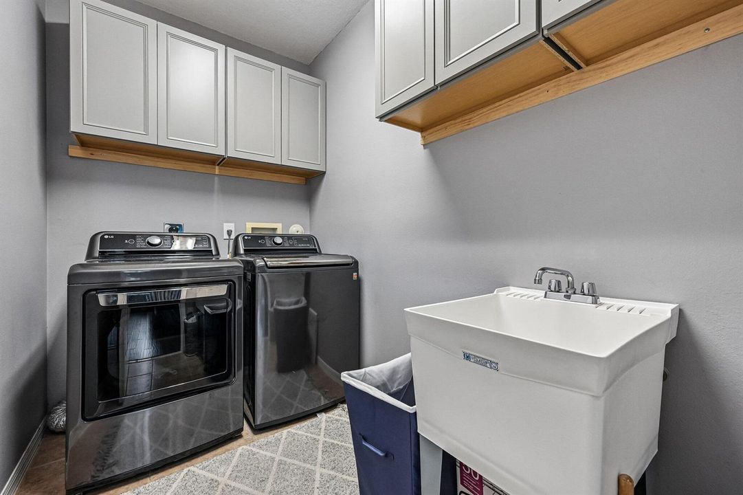 42-web-or-mls-Palisades Dr-S3105-040