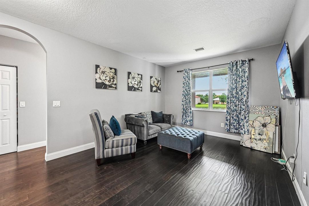 38-web-or-mls-Palisades Dr-S3105-036