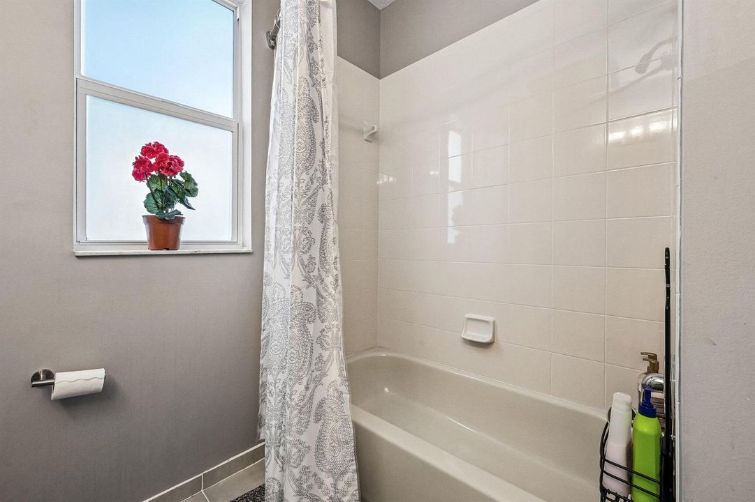 46-web-or-mls-Palisades Dr-S3105-044