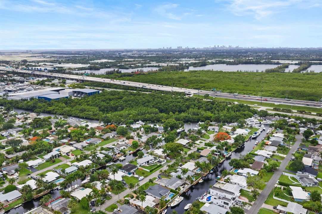 35-web-or-mls-2625-gulfstream-ln