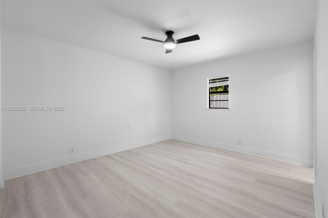 For Sale: $415,000 (3 beds, 2 baths, 1360 Square Feet)