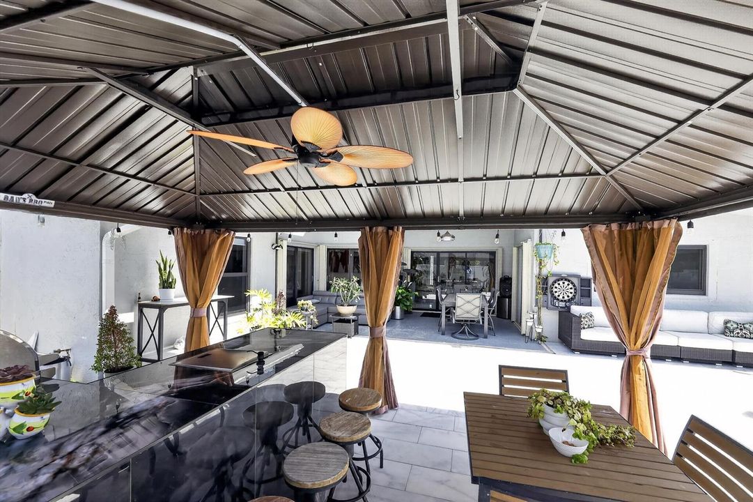 04_11423_Whisper_Sound_Dr-Exterior-0118