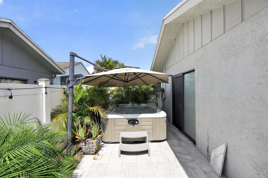 02_11423_Whisper_Sound_Dr-Exterior-0124