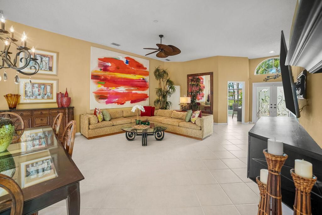 Living area.