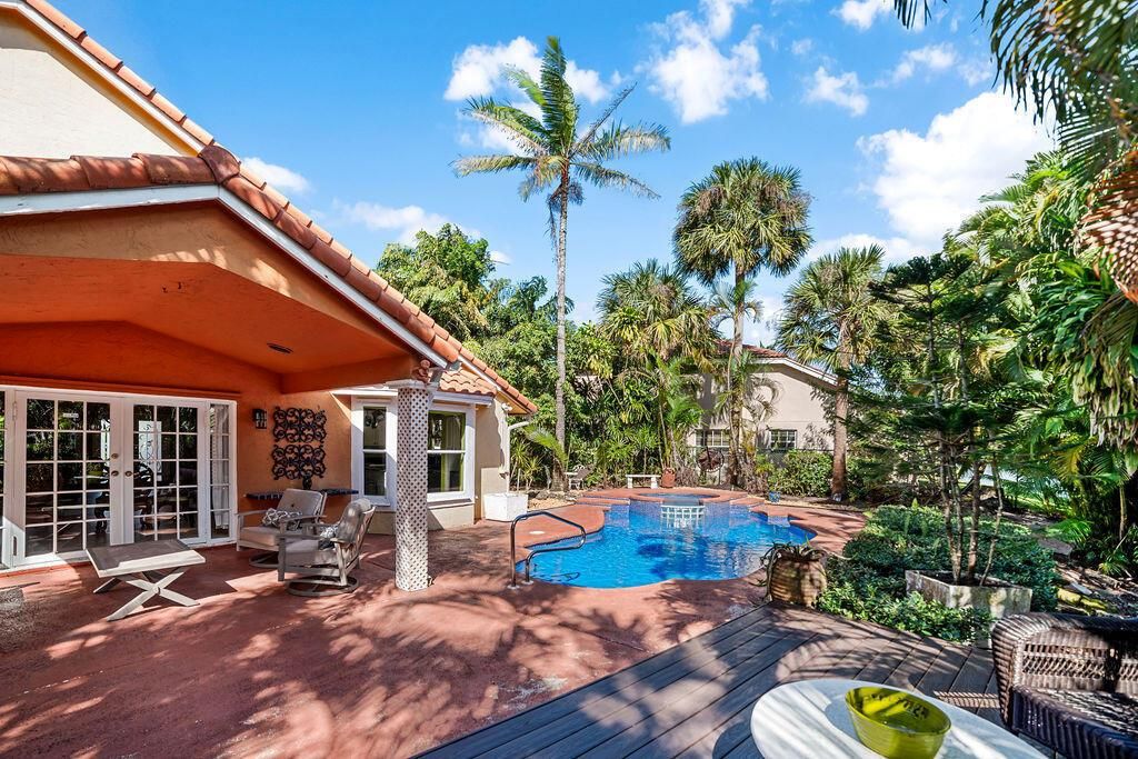 Tropical oasis