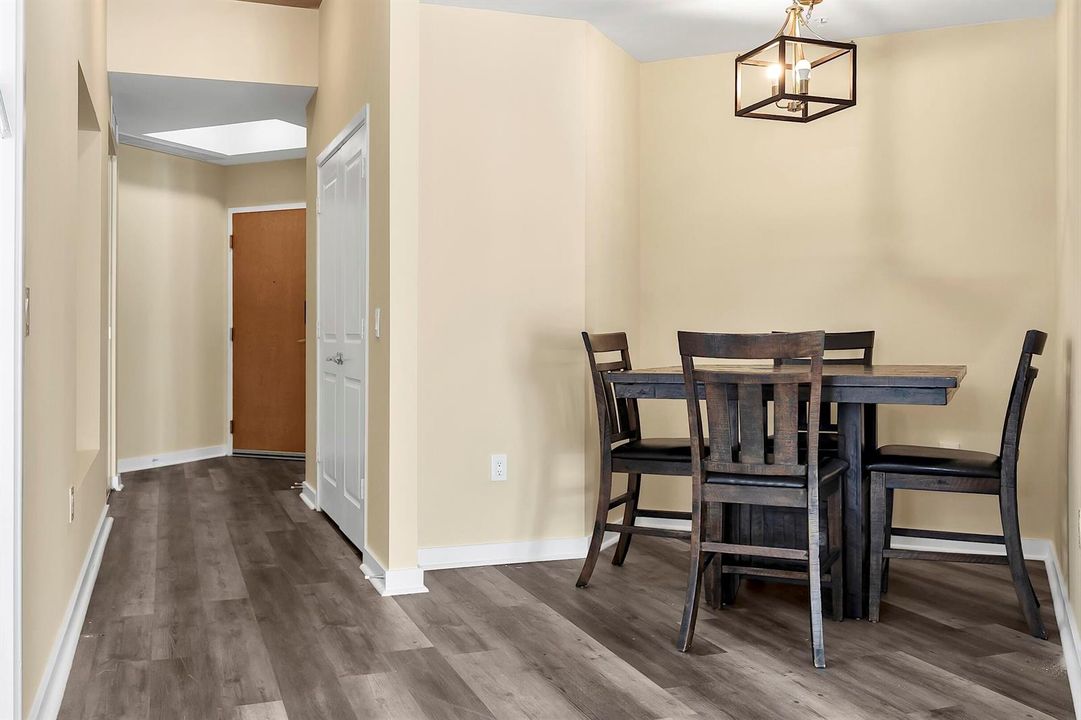 300 S. Australian Ave # 618 - 004